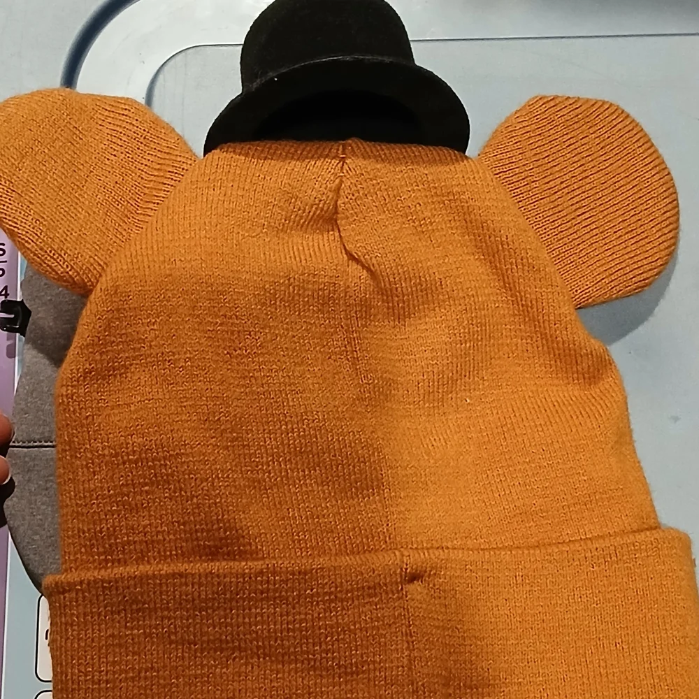 Kids Two Xsmall Mittens & Freddy Hat Set